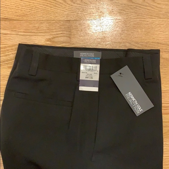 Dress pants - Picture 2 of 3